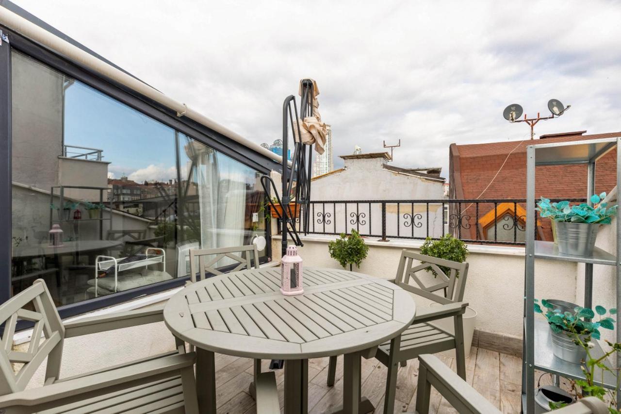 Exquisite Flat With Terrace In Nisantasi Apartment อิสตันบูล ภายนอก รูปภาพ