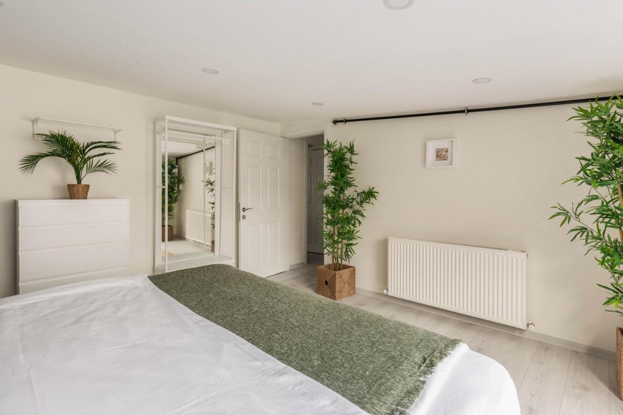 Exquisite Flat With Terrace In Nisantasi Apartment อิสตันบูล ภายนอก รูปภาพ